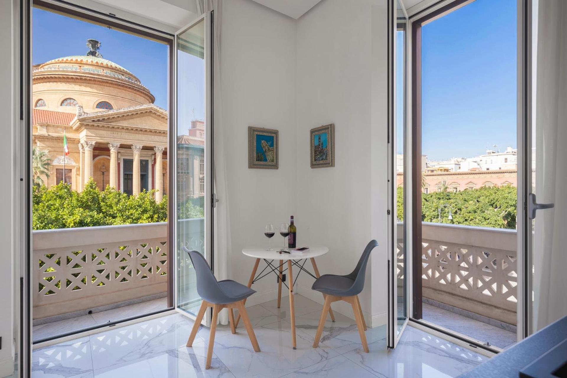 Palazzo Sovrana Serviced Luxury Apartments 巴勒莫 外观 照片