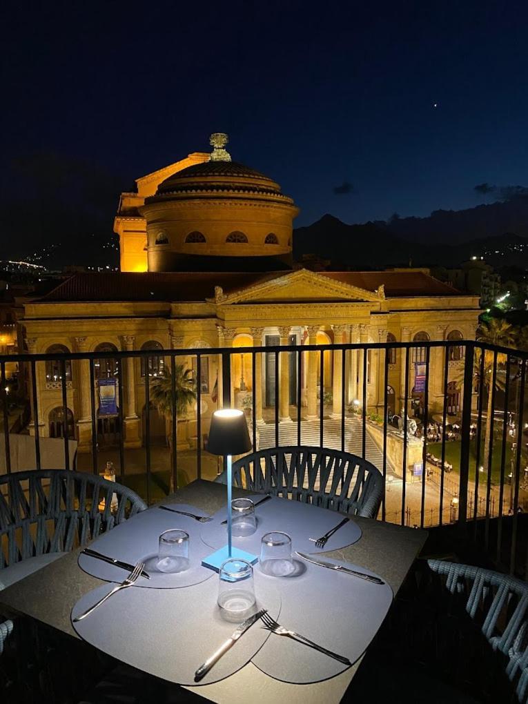 Palazzo Sovrana Serviced Luxury Apartments 巴勒莫 外观 照片